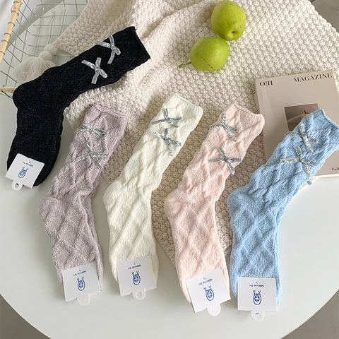 Damen Chenille Korallenvlies Socken Verdickt Warm Winter Haus Schlaf Socken Mit Silbernem Glitzer Bogen Diamant Strick