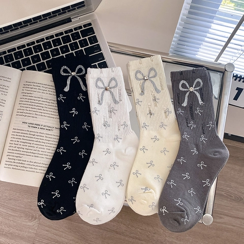Women Mid-Calf Knitted Cotton Socks With Bow Jacquard Rhinestone Decoration Sweet Fashion Accessory