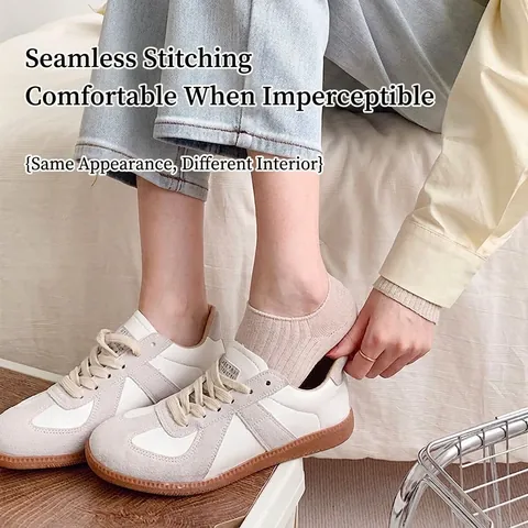 Women Invisible Boat Socks Cotton Ribbed Non-slip Silicone Thin Breathable Shallow Mouth Ankle Socks Japanese Style