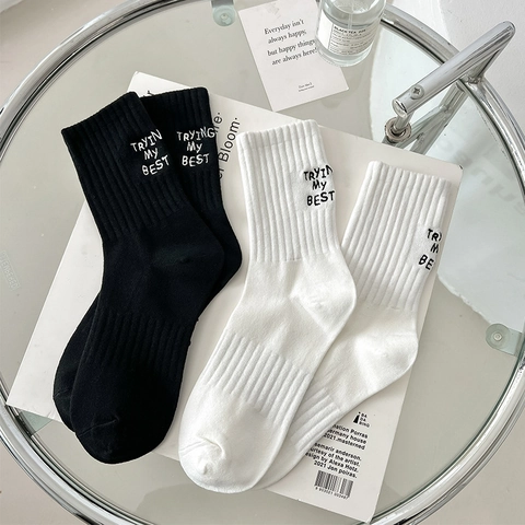 Chaussettes Mi-Mollet Brodées Mélange De Coton Côtelé Respirant Athlétique Minimaliste Pour Femmes