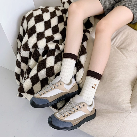 Calze Al Polpaccio Da Donna In Misto Cotone A Coste A Righe Con Ricamo Orso Stile Retro Preppy Morbido