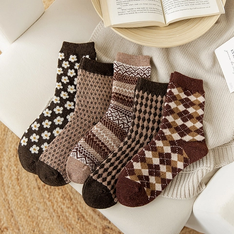 Women Mid Calf Socks Wool Blend Warm Thickened Retro Ethnic Pattern Argyle Floral Winter Casual Breathable Fashion