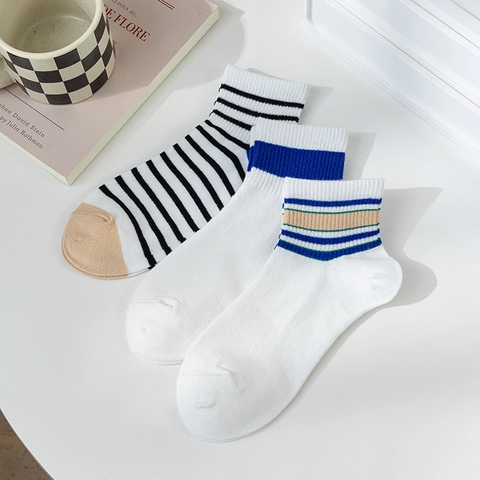 Damen Knöchel Crew Socken Baumwollmischung Gestreift Lächeln Bär Floral Atmungsaktiv Preppy Stil Sommer Casual