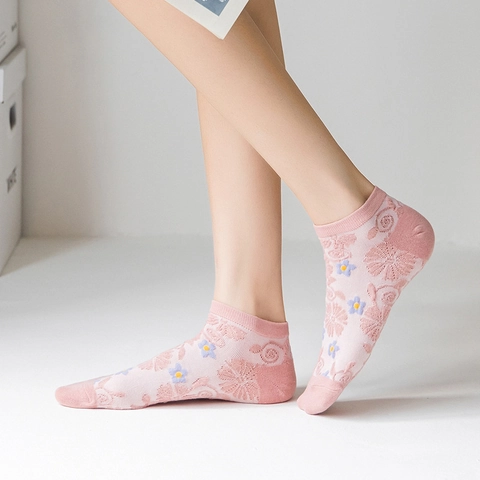 Women Low Cut No Show Socks Cotton Blend Breathable Mesh Floral Jacquard Small Flower Embroidery Retro Fresh