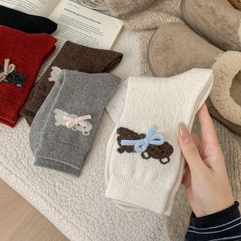 Damen Wollmischung Mittelsocken Verdickt Warm Herbst Winter Süße Bärenstickerei Mit 3D-Schleife Nahtlose Zehe Lässig