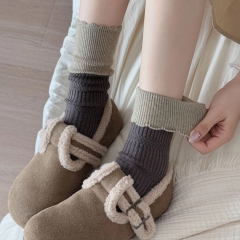 Damen Crew Socken Color Block Wellenkante Gerippt Baumwollmischung Retro Lässig Mittellang Nahtlose Zehen