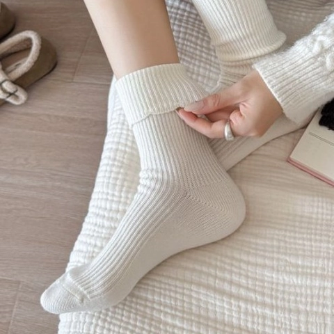 Women Crew Socks Combed Cotton Wool Blend Ribbed Knit Lettuce Trim Cuffs Casual Retro Autumn Winter Warm Solid Color