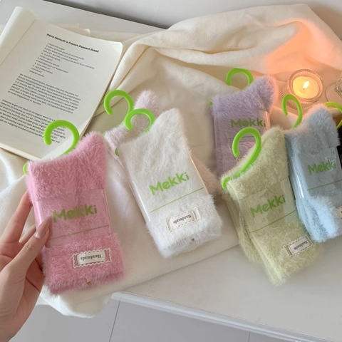 Nerzsamt Socken Für Damen Verdickte Warme Winter Home Crew Socken Handmade Label Macaron Farben Weich Flauschig