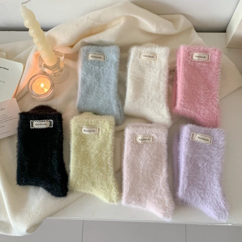 Nerzsamt Socken Für Damen Verdickte Warme Winter Home Crew Socken Handmade Label Macaron Farben Weich Flauschig