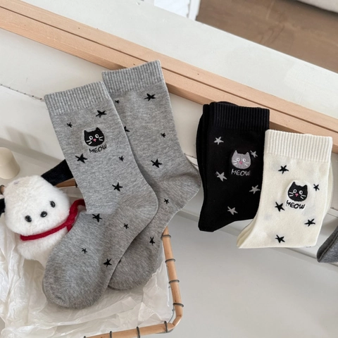 Damen Crew Socken Gekämmte Baumwolle Atmungsaktiv Sternmuster Cartoon Katze Stickerei Meow Lässig Süß Weich