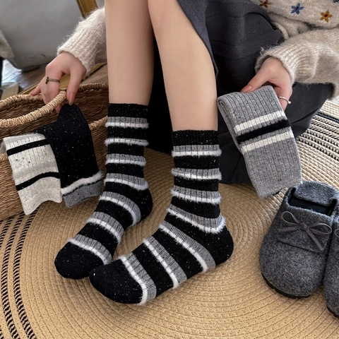 Women Wool Blend Striped Mid Calf Socks Knitted Thick Warm Thermal Japanese Retro Style Color Block