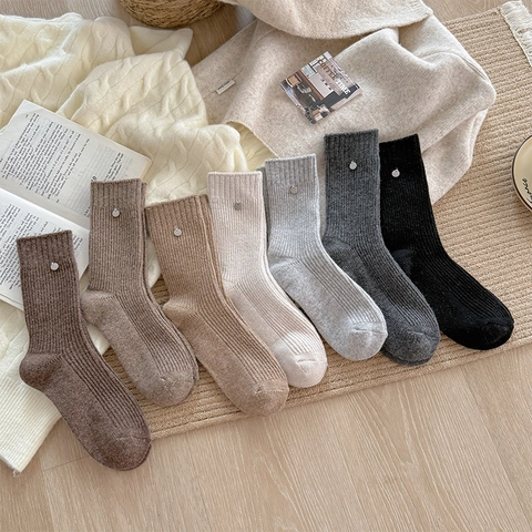 Women Slouch Crew Socks Knit Ribbed Thick Warm Solid Color Metal Disc Decor Winter Thermal Socks