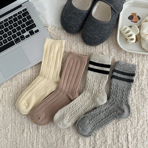 Damen Wollmischung Slouch Socken Japanische Zopfmuster Gerippt Gestreift Wadenlang Thermisch Winter Akademischer Stil