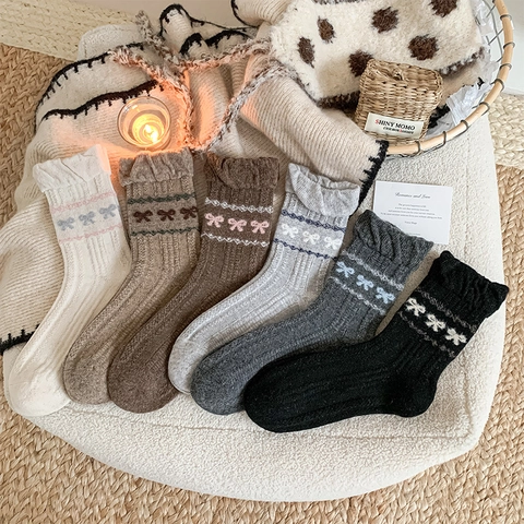 Dames Slouch Sokken Kuitlengte Wol Polyester Brei Warm Dik Boog Jacquard Ruchesrand Retro Zoete Mori Stijl