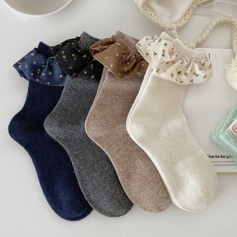 Women Mid Calf Socks Wool Blend Warm Winter Floral Ruffled Wood Ear Edge Slouch Socks Japanese Sweet Style Girls