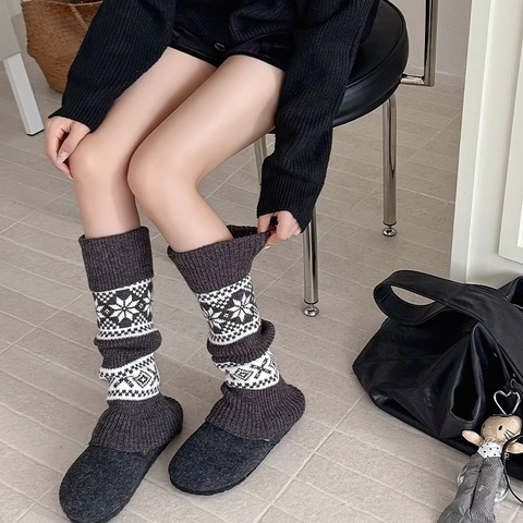 Women Knit Leg Warmers Thick Warm Winter Nordic Fair Isle Snowflake Jacquard Pattern Ribbed Cuffs Coziness