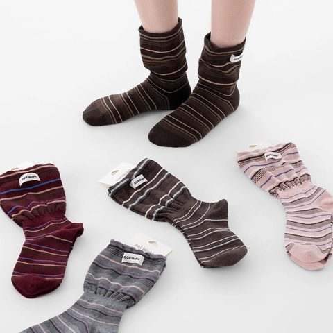Damen Socken Crew Baumwollmischung Strick Retro Preppy Stil Streifen Mit Buchstaben Patch Label Weich Atmungsaktiv