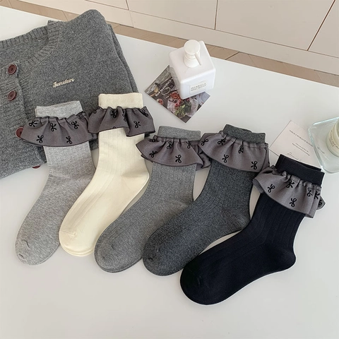 Women Cotton Blend Ribbed Crew Socks With Ruffle Cuff And Bow Knot Sweet Balletcore Style Slouch Socks Japanese Kawaii