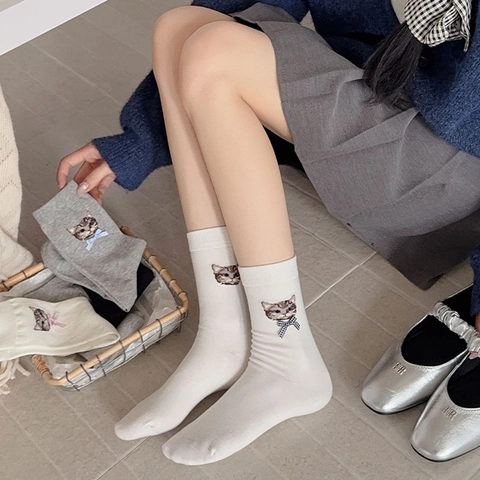 Women Crew Socks Cotton Blend Ribbed Knit Cat Embroidery Bow Tie Decorative Breathable Soft Preppy Style Hosiery