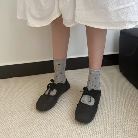 Women Cotton Blend Bowknot Crew Socks Breathable Knitted Rolled Edge Mid Calf Sweet Korean Style