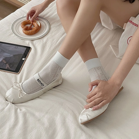 Damen Crew Socken Baumwolle Herz Ausschnitt Slouch Stil Atmungsaktiv Mesh Balletcore Japanisch JK Sweet Mid Tube