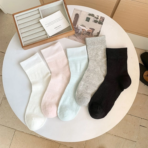 Damen Baumwolle Crew Socken Atmungsaktiv Hohl Netz Punkt Japanisch Ins Stil Minimalistisch Wadenlange Strümpfe