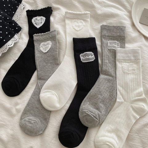 Women Mid-Calf Socks Cotton Ribbed Mesh Breathable Lace Heart Embroidery Japanese Sweet Style