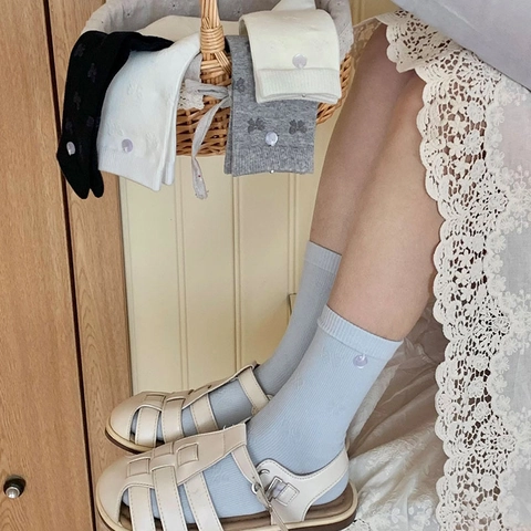 Women Mid Tube Socks Cotton Blend Butterfly Jacquard Decorative Button Sweet Japanese Style Knitted Crew Hosiery