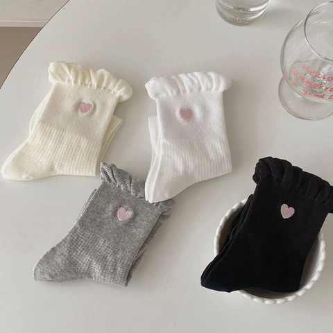 Women Cotton Crew Socks Sweet Heart Embroidery Ruffle Lettuce Edge Breathable Ribbed Japanese Style