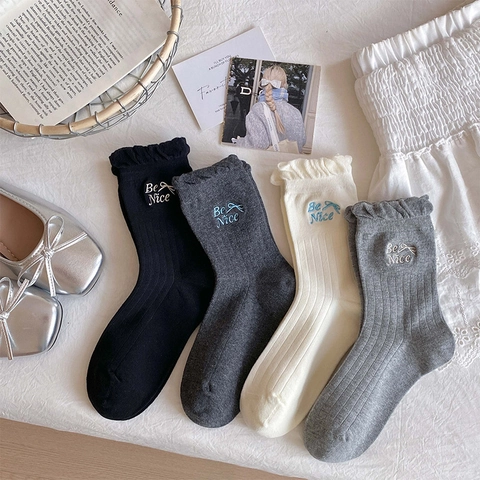 Chaussettes Mi-Mollet En Mélange De Coton Pour Femmes Avec Bordure Ondulée Et Broderie Nœud Style Japonais