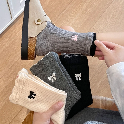 Women Japanese Sweet Style Crew Socks Soft Warm Thickened Ribbed Knit With Bow Embroidery And Ruffled Edge Lettuce Trim