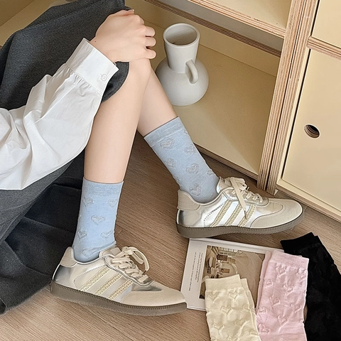 Damen Wadenhohe Socken Baumwollmischung Atmungsaktiv Weich Herzmuster Jacquard Geprägt Lässig Modisch