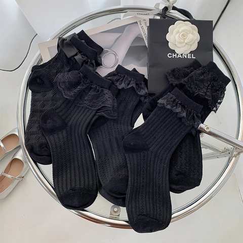 Damen Crew Socken Baumwollmischung Spitzenbesatz Gerippte Vertikale Streifen Retro Süßer Lolita Stil JK Uniform Zubehör Schwarz
