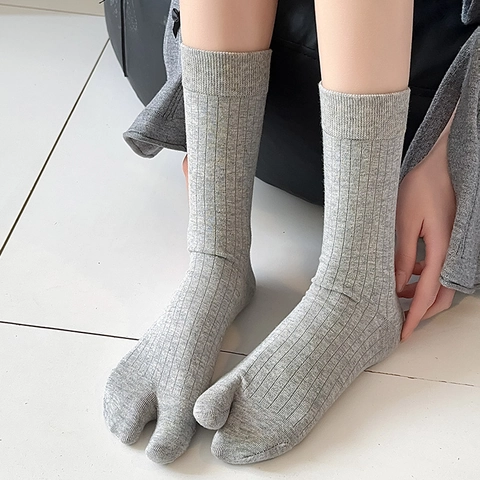 Calcetines Tabi De Punta Dividida Mezcla De Algodón Acanalado Textura Vertical Media Caña Color Sólido Casual Mujeres