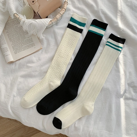 Chaussettes Hautes Femmes Coton Tricot Côtes Rayées Style Preppy Japonais JK Argyle Longues Socken Rétro Élastique Souple
