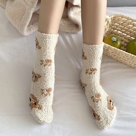 Damen Korallenfleece Socken Dick Warm Plüsch Schlafen Mid Tube Cartoon Bär Muster Winter Indoor Flauschig