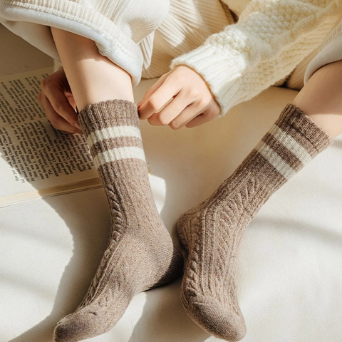 Damen Wollmischung Crew Socken Zopfmuster Dick Warm Winter Thermisch Doppelstreifen Preppy Stil