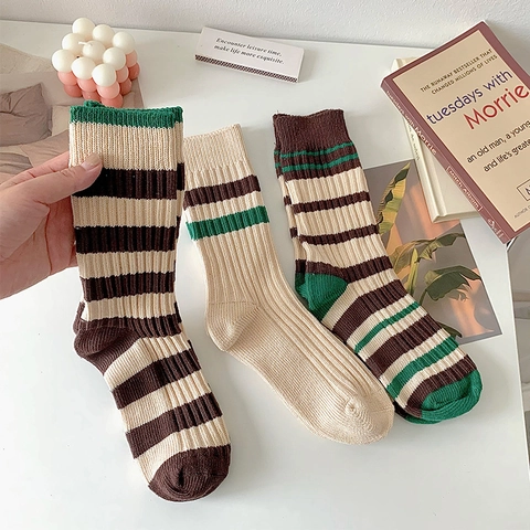 Retro Gestreifte Baumwolle Gerippte Crew Socken Für Damen Japanischen Stil Mittleres Rohr Socken