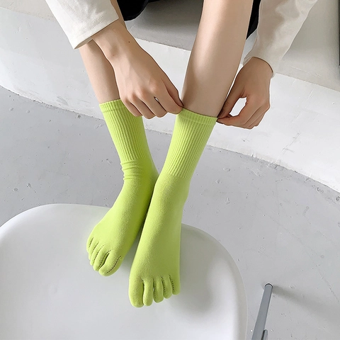Women Five Finger Socks Cotton Split Toe Crew Socks Solid Color Ribbed Breathable Sweat-Absorbent Japanese Style
