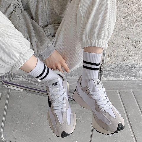 Women Crew Socks Cotton Knit Checkerboard Stripe Solid Retro Athletic Warm Thick Mid Calf Ribbed Streetwear Fashion