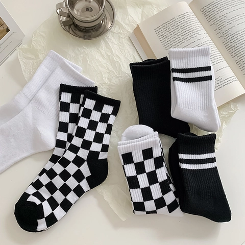 Women Crew Socks Cotton Knit Checkerboard Stripe Solid Retro Athletic Warm Thick Mid Calf Ribbed Streetwear Fashion