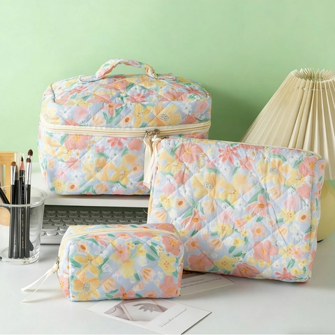 Floral Quilted Makeup Bag Cotton Portable Travel Toiletry Organizer Ribbon Zipper Pastoral Style Cosmetic Storage Case
