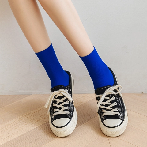 Women Mid Tube Crew Socks Velvet Thin Breathable Ribbed Vertical Striped Solid Color Casual High Elasticity Streetwear
