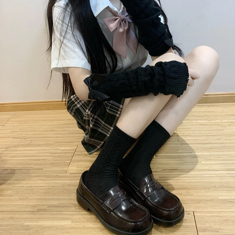 Strick Beinstulpen Mit Schleifen Dekoration JK Uniform Stil Süß Warm Winter Zopfmuster Rippen Lange Socken Für Damen