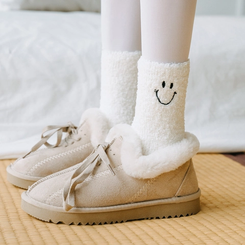 Women Coral Fleece Mid-calf Socks Thickened Warm Winter House Sleeping Socks With Smile Embroidery Japanese Style Solid Color