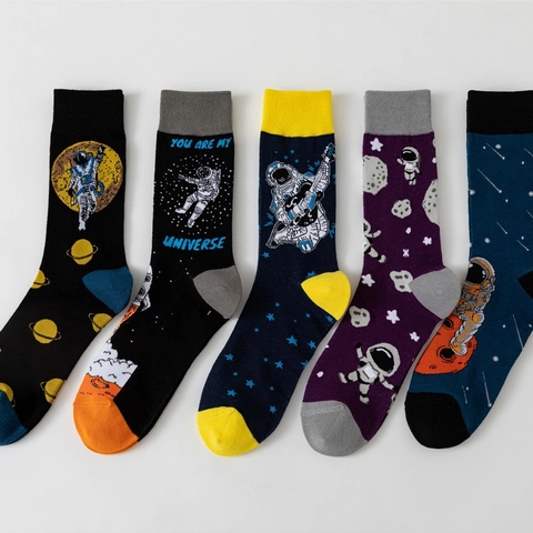 Astronaut Space Universe Pattern Men Crew Socks Novelty Colorful Cotton Blend Soft Breathable Casual Mid Tube Fashion