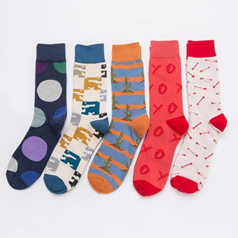 Atmungsaktive Crew Socken Aus Baumwollmischung Jacquard Gemustert Pixel Dinosaurier XO Buchstabe Neuheit Lässig