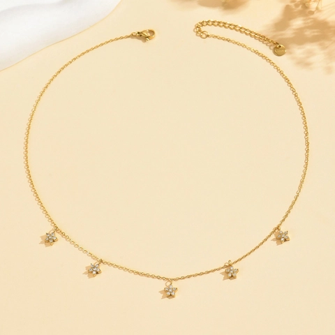Collana Con Pendente a Fiore di Petalo in Acciaio Inossidabile Placcato Oro Con Zirconia per Donna Catena da Clavicola Gioielli