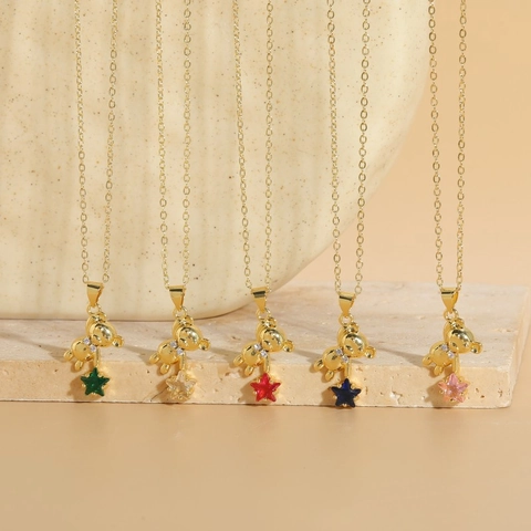 Collana Pendente Orso 3D Stella Rame Zirconia Cubica Placcato Oro 14K Gioielli Eleganti Da Donna