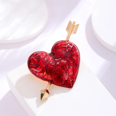 Broche De Corazón Flecha A Través Del Corazón Cupido Romántico Aleación Esmalte Rojo Oro Exquisito Alfiler Moda